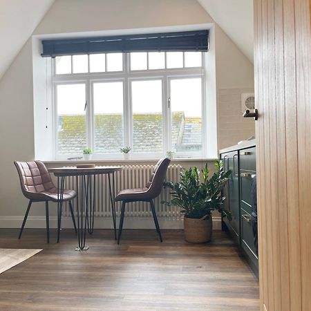 Modern Central One Bedroom Apartment In Penzance Eksteriør bilde