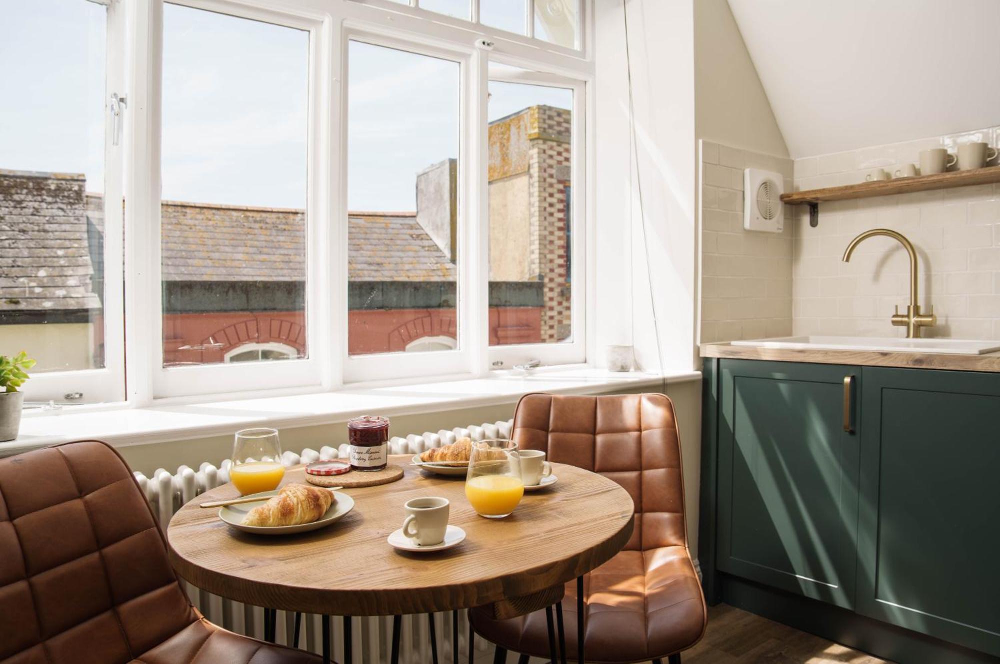 Modern Central One Bedroom Apartment In Penzance Eksteriør bilde