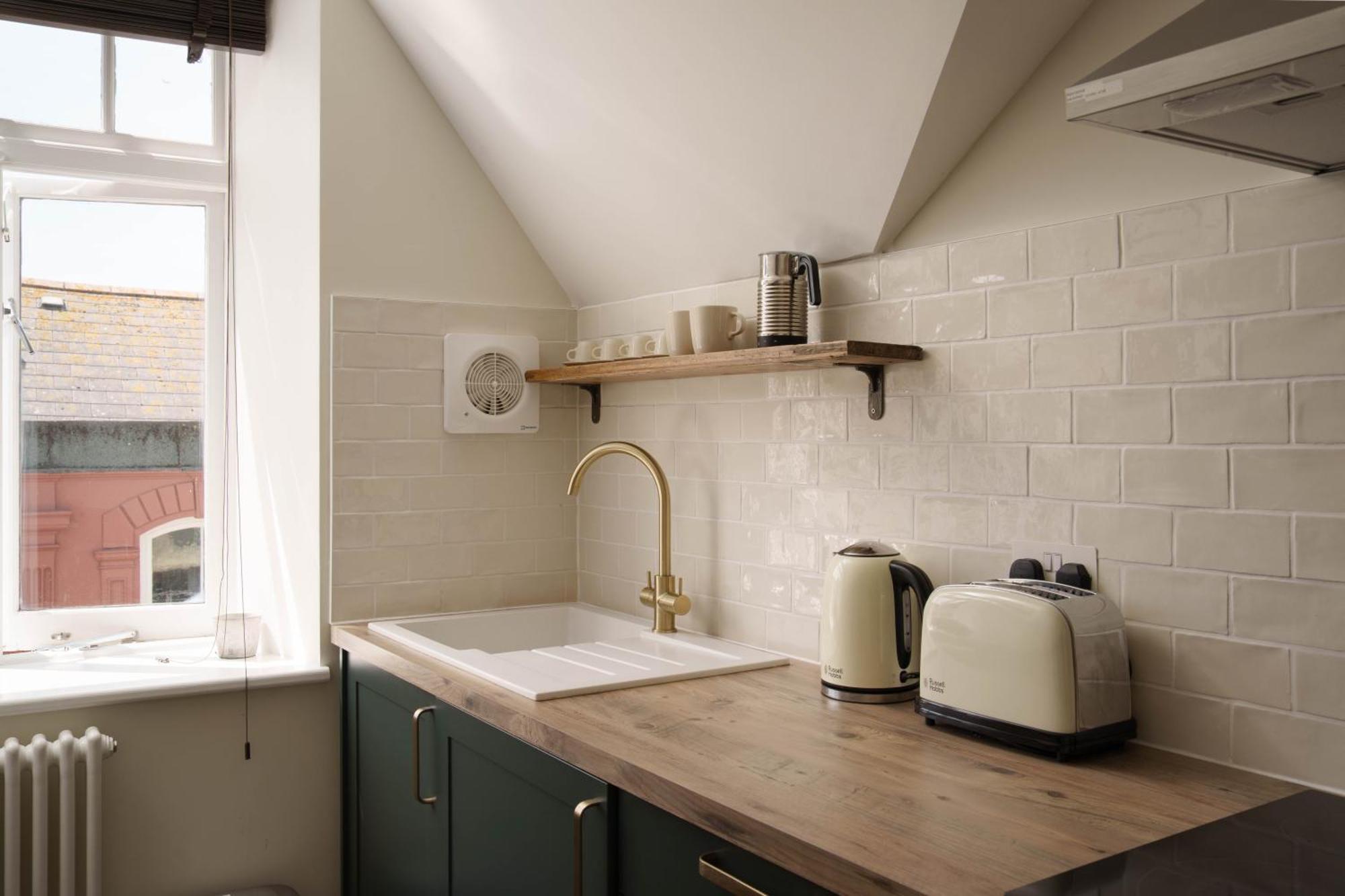 Modern Central One Bedroom Apartment In Penzance Eksteriør bilde